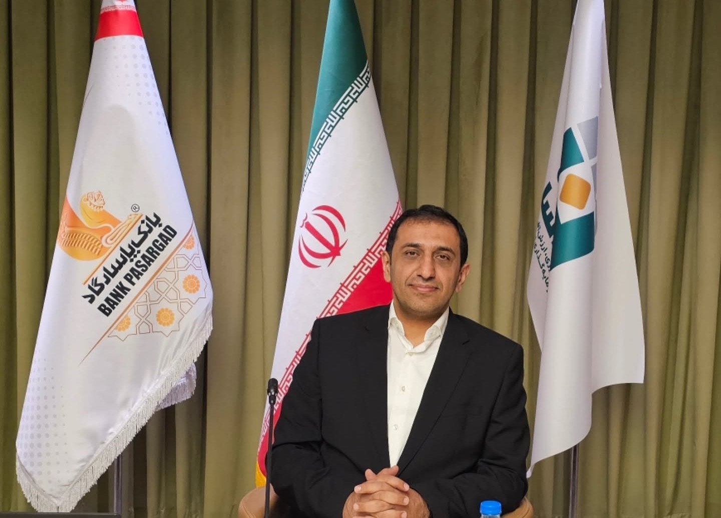 حسین نظربلند از سمت مدیرعاملی شرکت سرمایه‌گذاری شناسا کناره‌گیری کرد