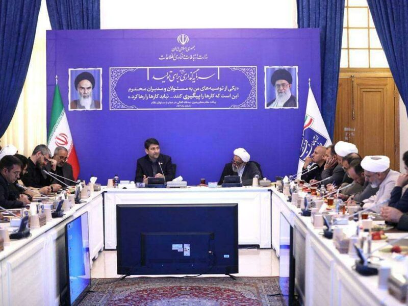 وزیر ارتباطات: با تلاش شبانه‌روزی، شبکه ارتباطی حتی در اوج جنگ هم پایدار ماند!