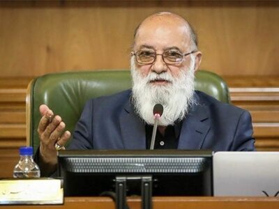 این قابل قبول نیست که دو شرکت هم سامانه تاکسی‌رانی ایجاد کنند، هم نرخ کرایه تعیین کنند و هم ۲۰٪ از کرایه را برای خودشان بردارند