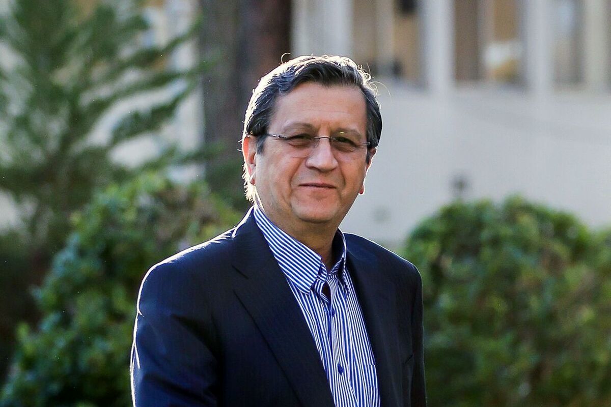 بیش از ۱۰۰ نماینده مجلس در نامه‌ای به رئیس‌جمهور خواستار به‌کار نگرفتن همتی شدند