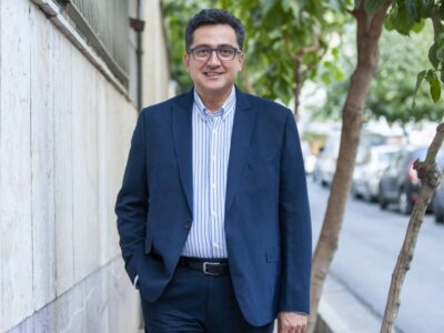دخالت افراد غیرمتخصص، روند بازگشایی اینترنت بین‌الملل را به تأخیر انداخته است