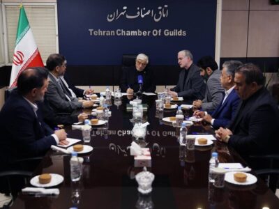 دولت آماده واگذاری اختیارات بازار به اصناف است
