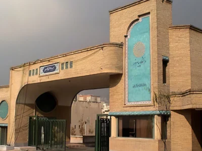 دانشگاه پیام نور استفاده از هوش مصنوعی در پایان‌نامه‌ها را محدود می‌کند